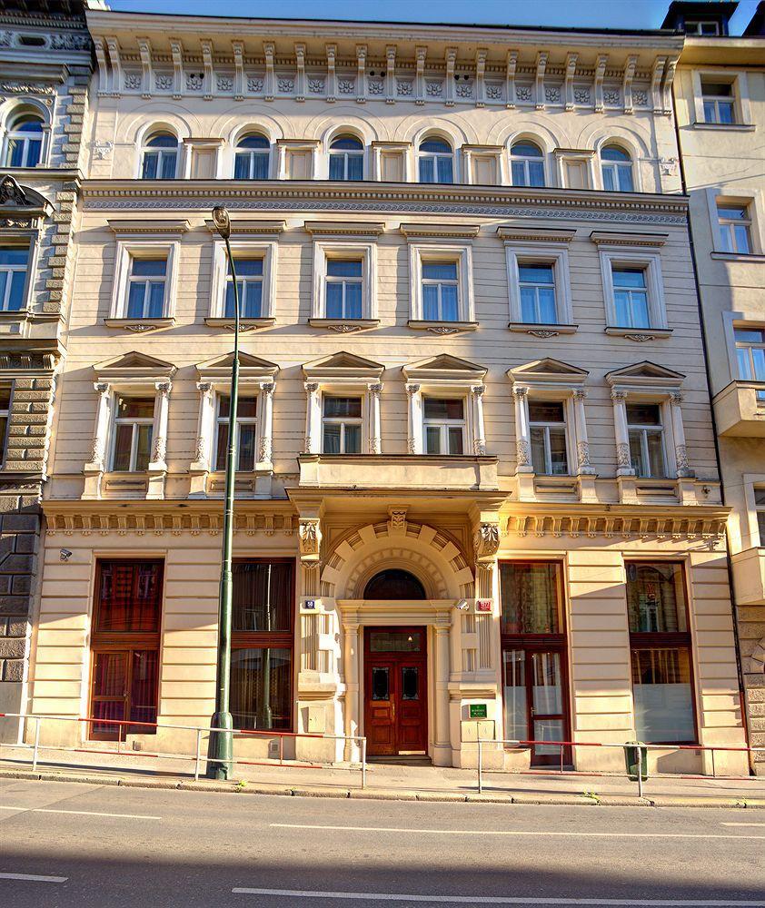 Bohemia Plaza Residence Prague Exterior photo